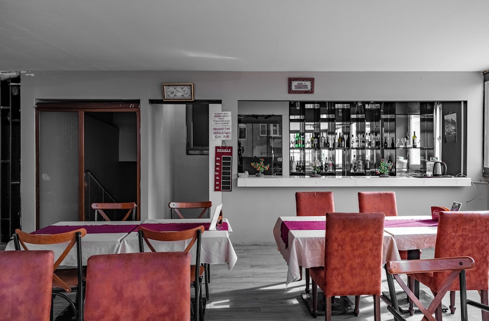 Senyor Garden Hotel 47/50