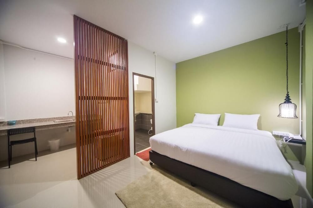 The First Residence 20/47