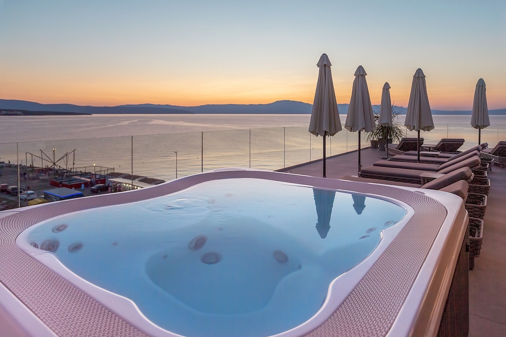 Riva Luxury Hotel 34/69
