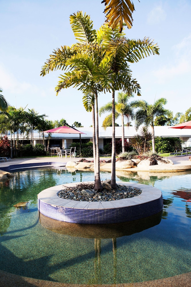 Mission Beach Resort 73/75