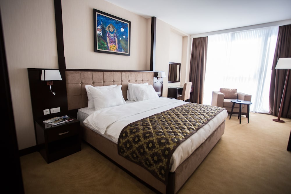 Harmony Hotel Baku 9/27