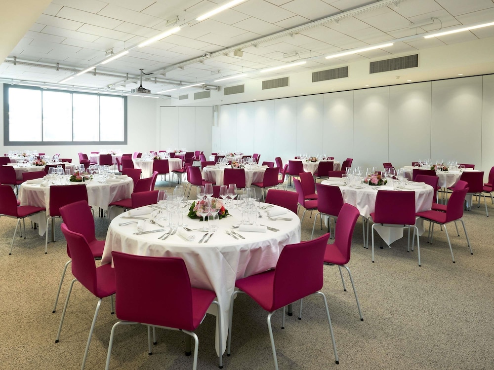 Mercure Geneva Airport 33/47