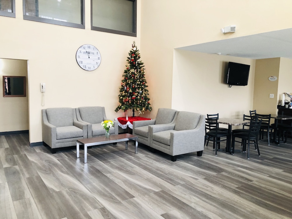 Baymont By Wyndham Joliet 30/50