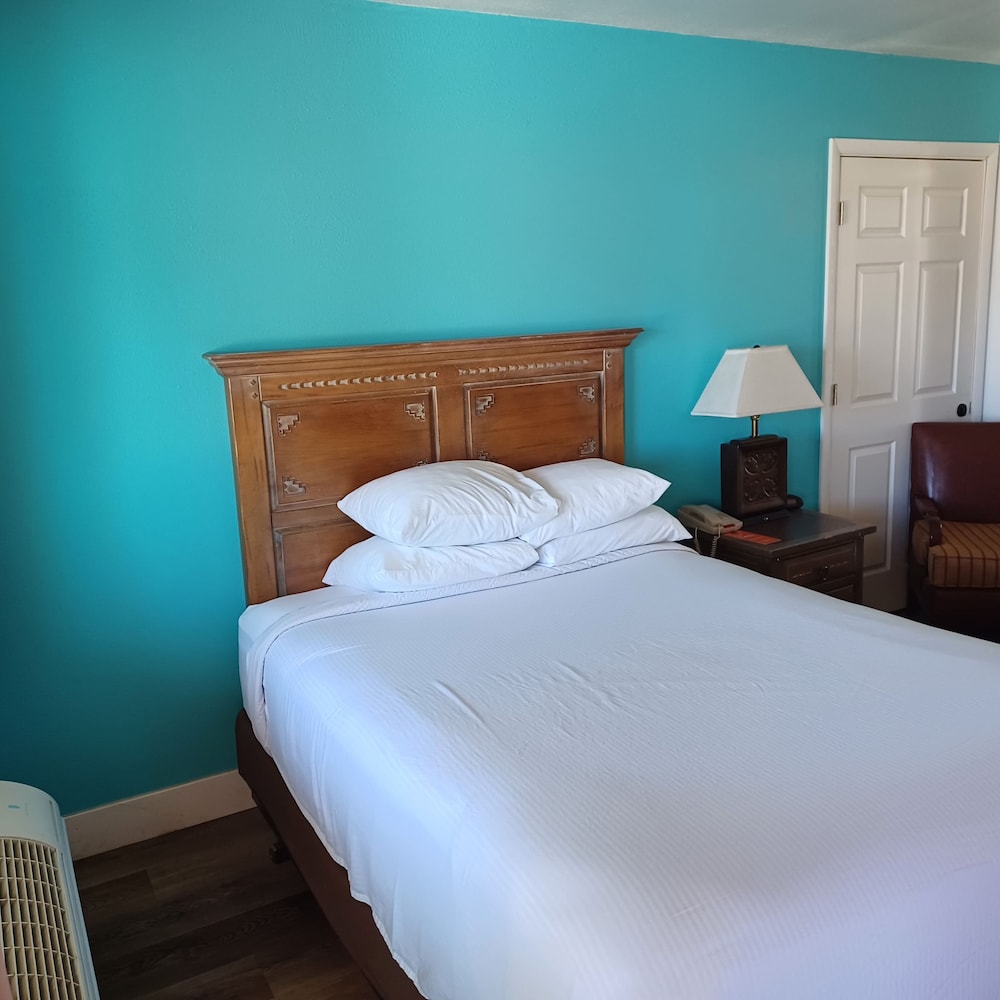 Howard Johnson by Wyndham Springerville 16/50