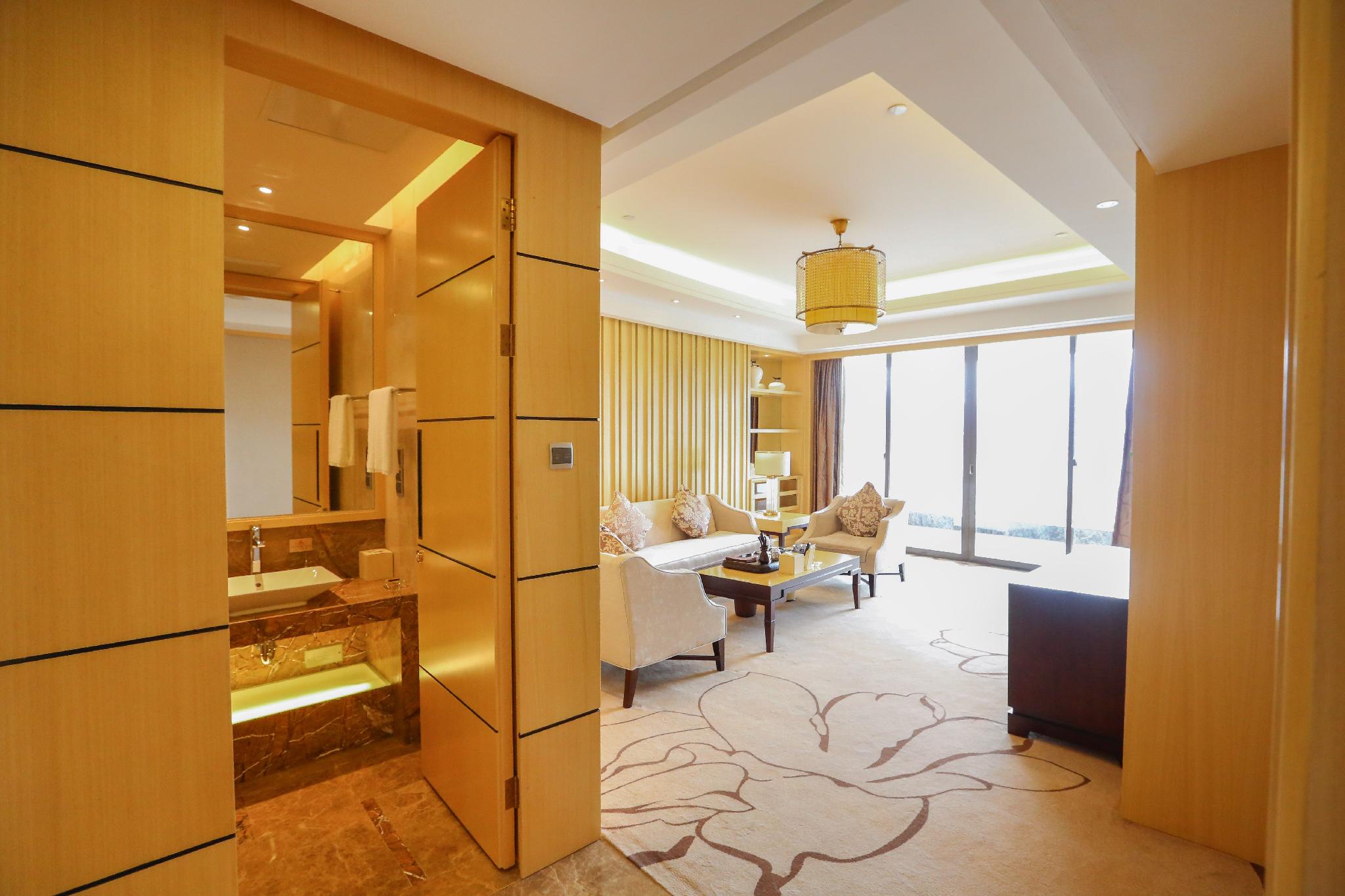Kingworld Hotel Gui'an 14/29