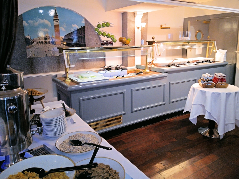 The Mill Hotel And Spa 32/37