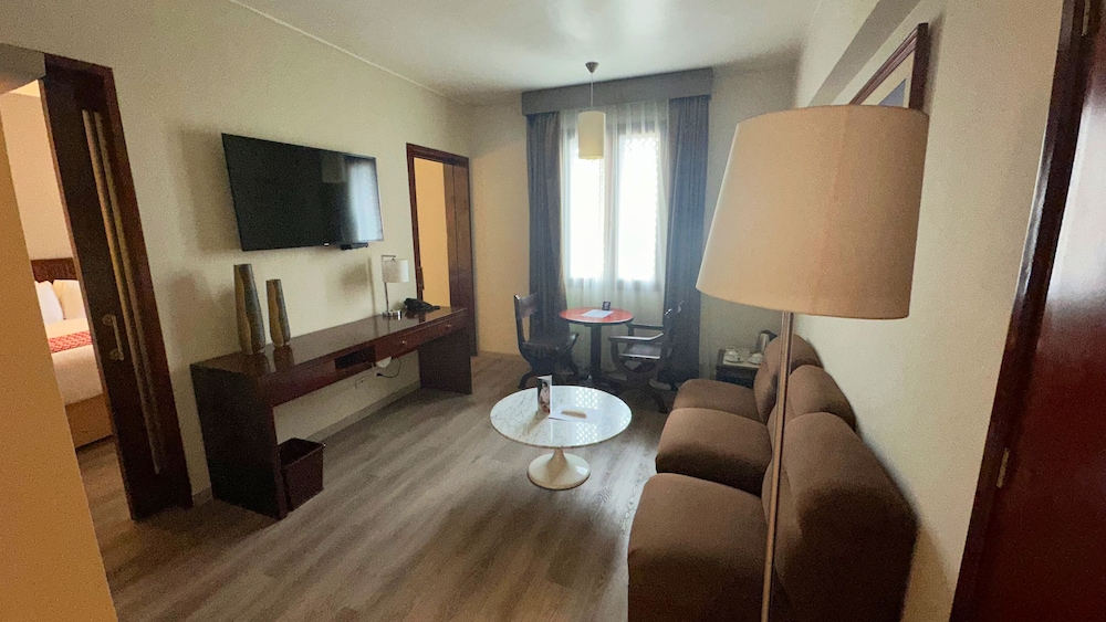 Hotel Costa del Sol Trujillo Centro 45/66
