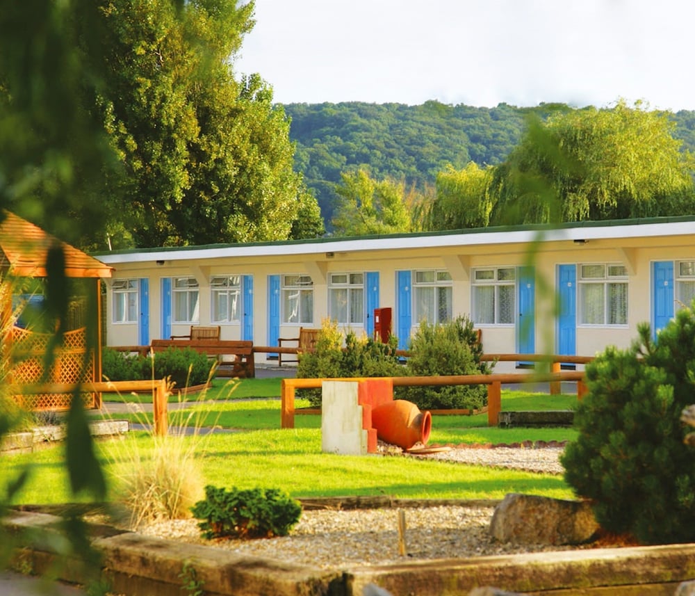 Sand Bay Holiday Village - Adults Only 3/67
