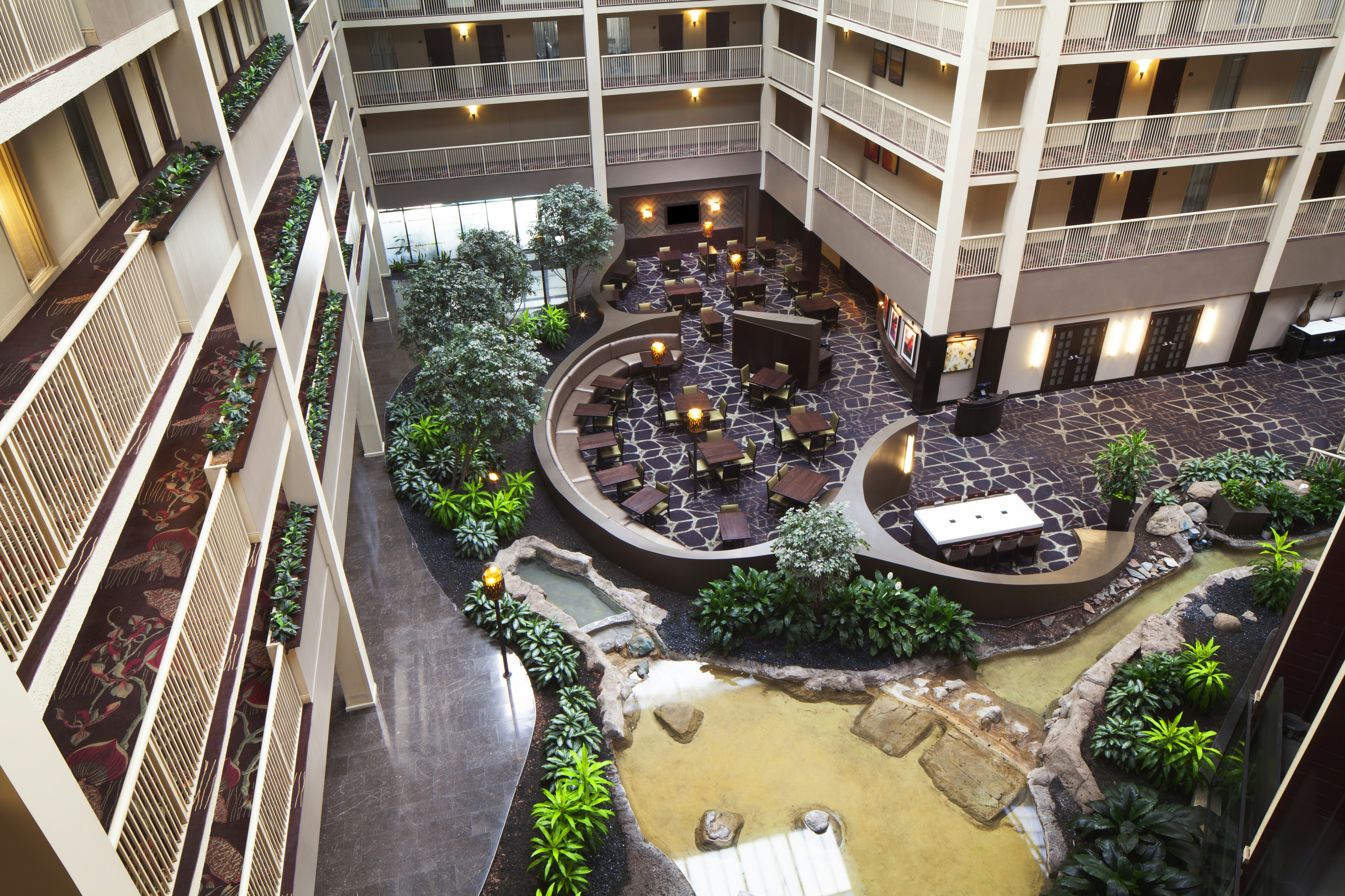 Embassy Suites by Hilton Philadelphia Airport 67/69