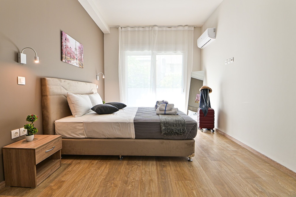 Thisean Modern Suites 20/50