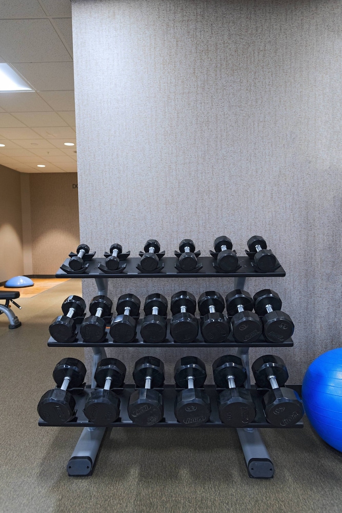 Fairfield Inn & Suites By Marriott Colorado Springs East/Ballpark 25/41