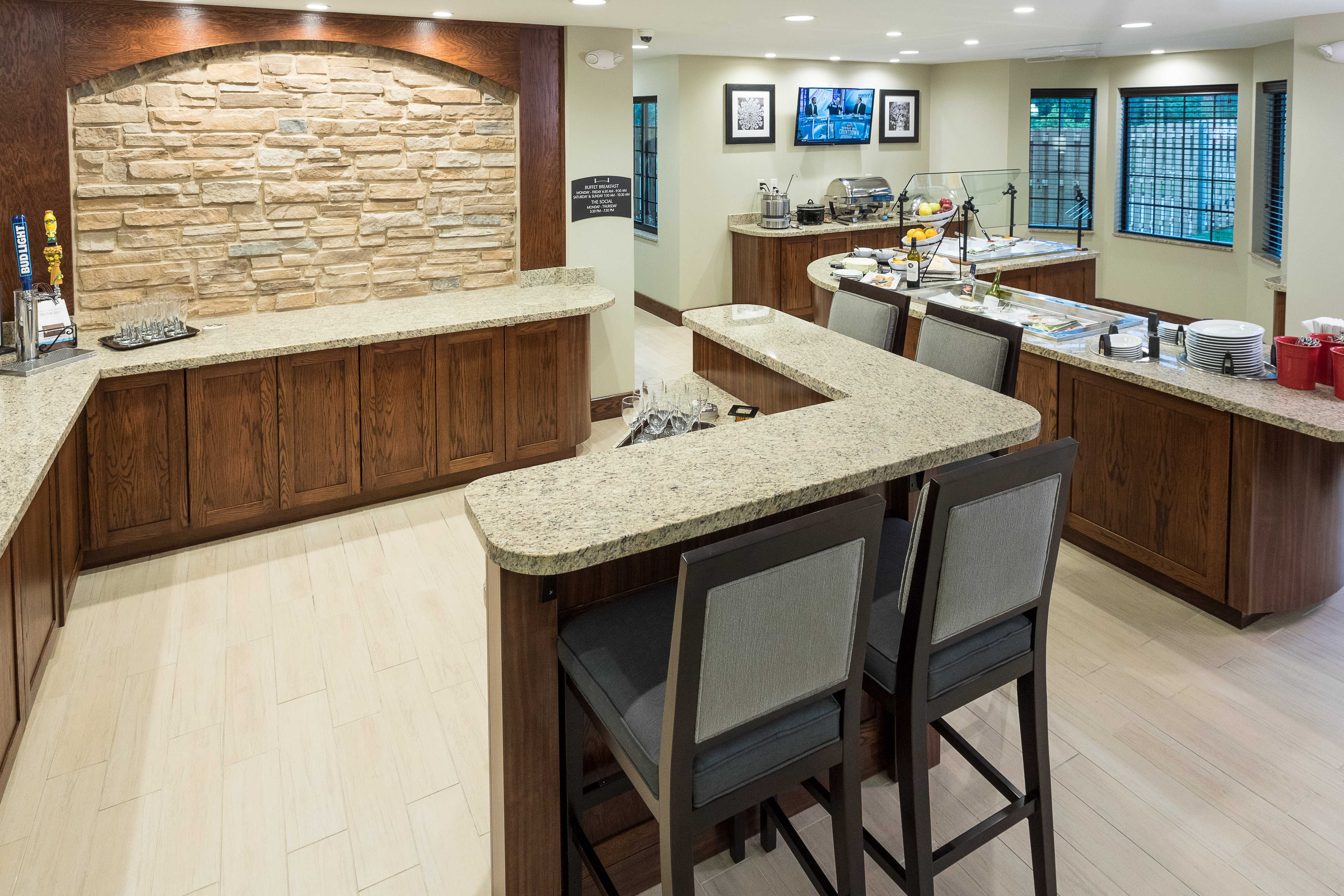 STAYBRIDGE SUITES OMAHA WEST 31/44