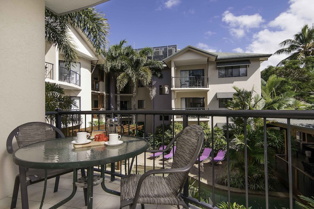 Bay Villas Resort 6/52