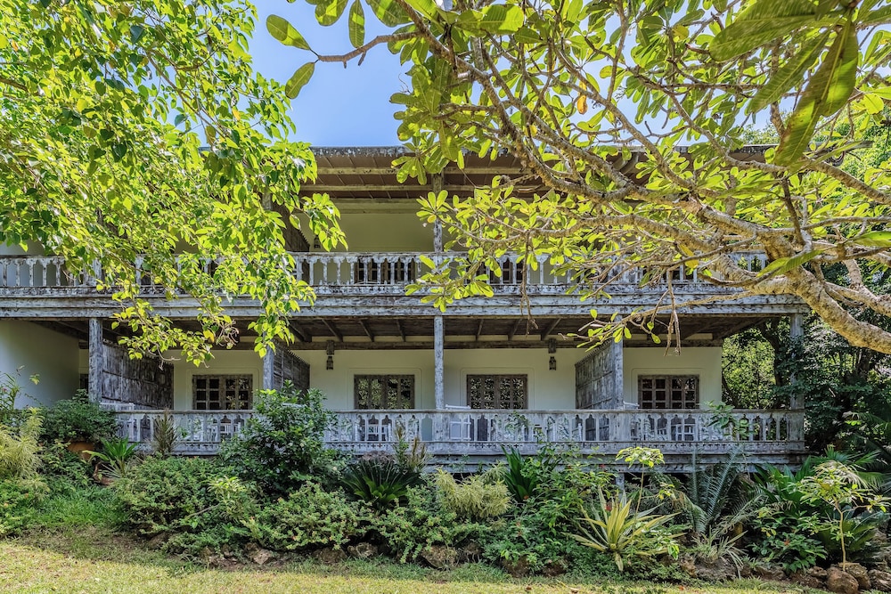 Nomad Beach Resort in DIANI BEACH