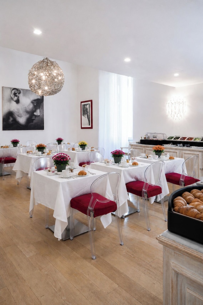 La Ciliegina Lifestyle Hotel 69/77