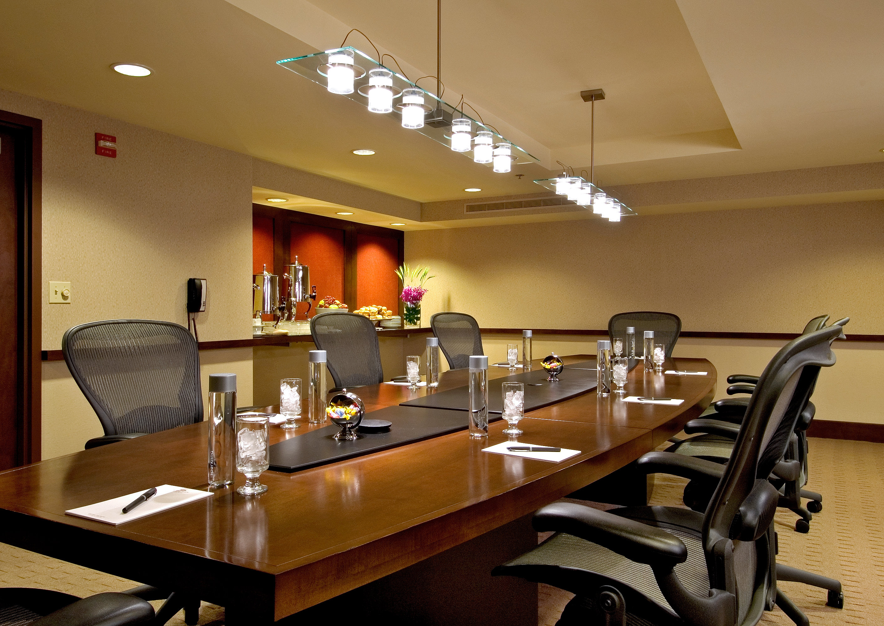 Crowne Plaza Chicago West Loop 50/55