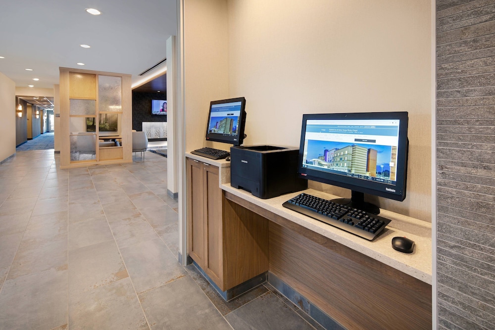 Fairfield Inn And Suites By Marriott Tampa Wesley Chapel 25/40