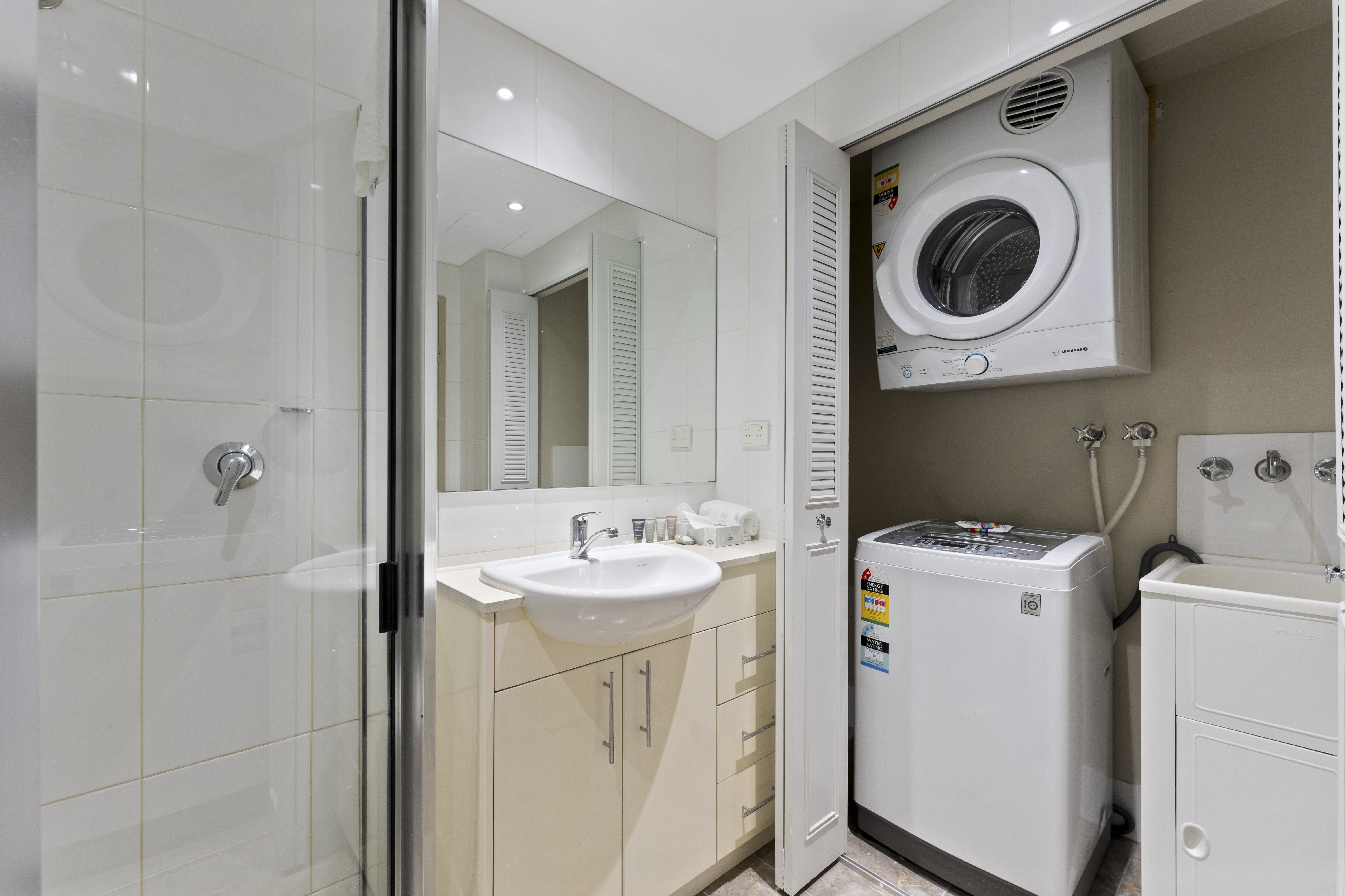 Apx Darling Harbour 36/37