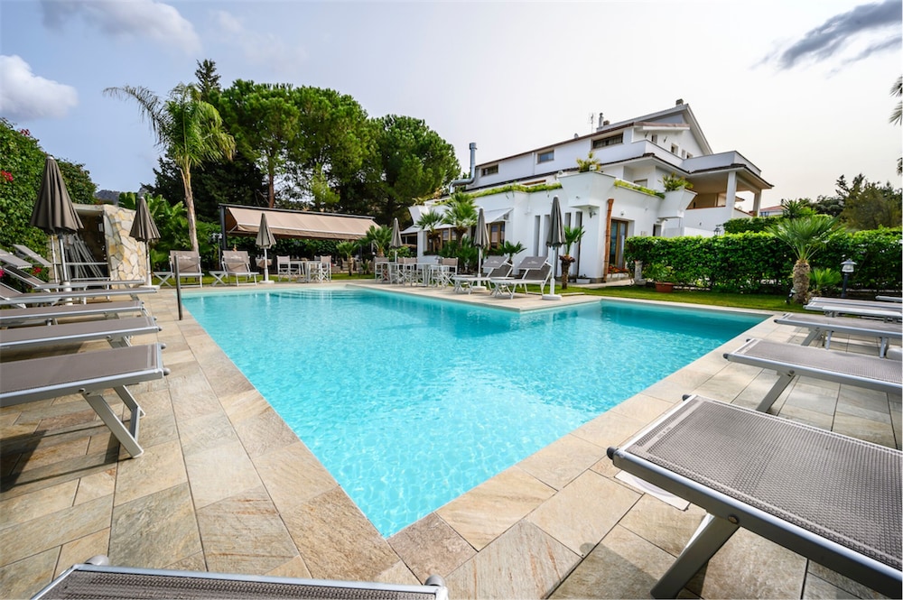 Hotel Boutique Villa San Lorenzo 25/35