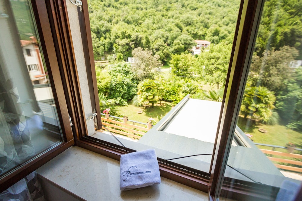Aparthotel Gimi 30/62