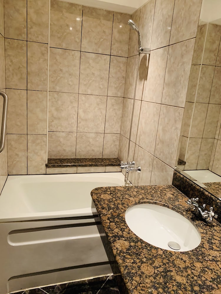 HOTEL MONTE REAL 54/54