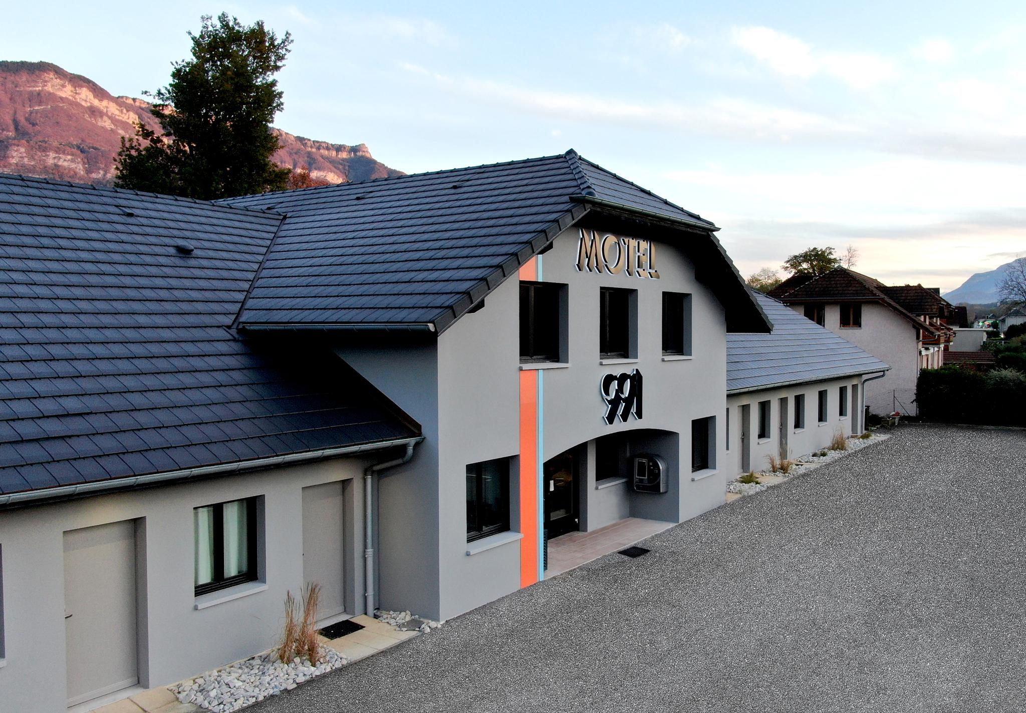 Motel 991 7/25