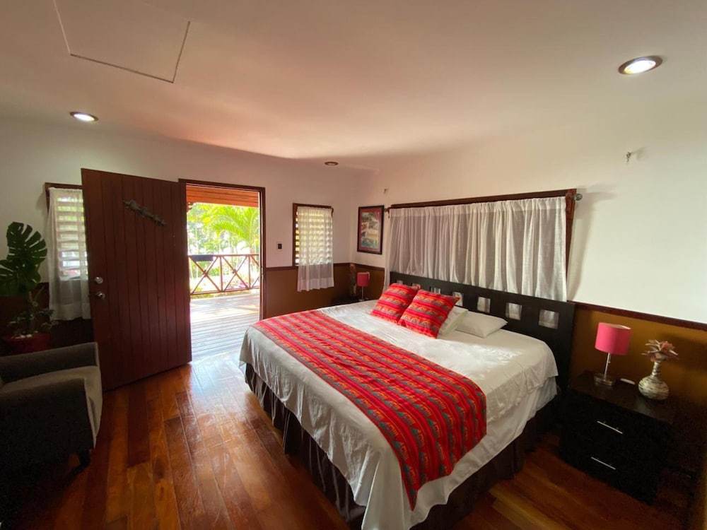 Coras Place Bacalar 24/64