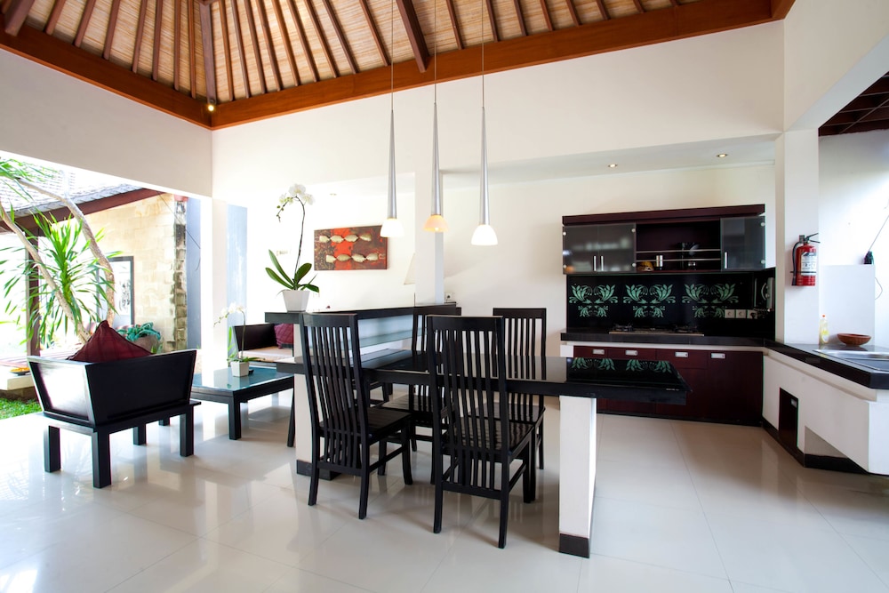 THE RISHI VILLA UMALAS 42/54