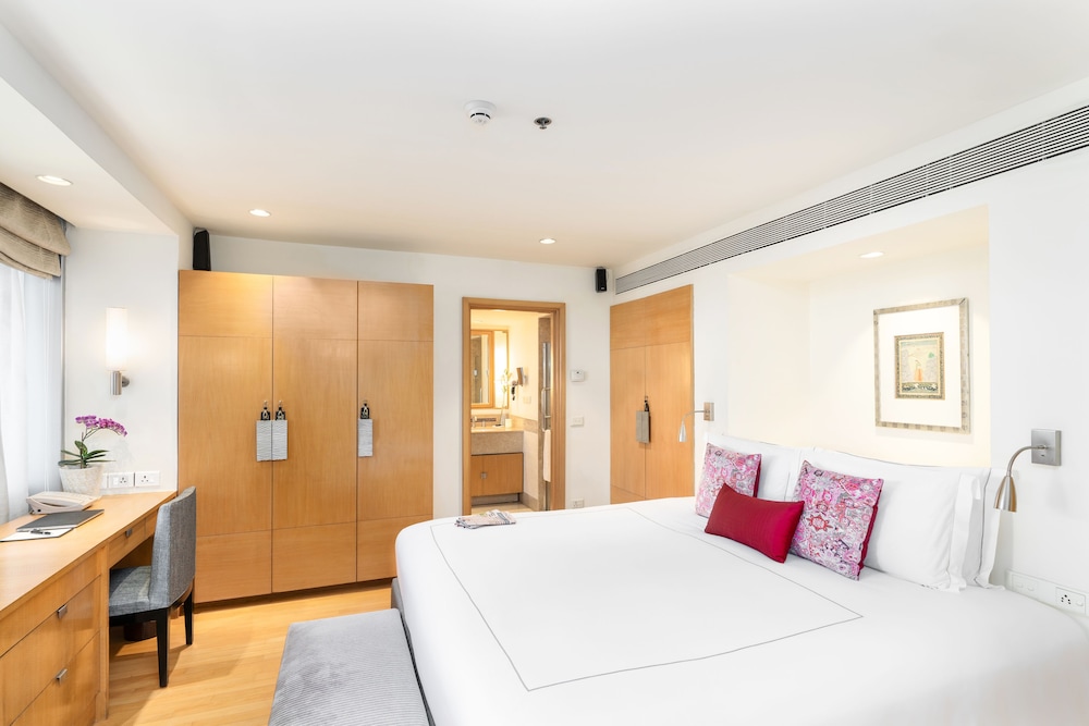 Taj Wellington Mews Luxury Residences 17/63