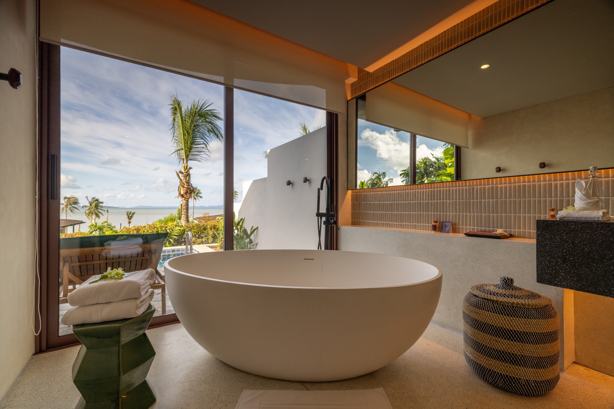 Lux 1 Bedroom Sea View Pool Villa، Barcelo Coconut Island 19/20