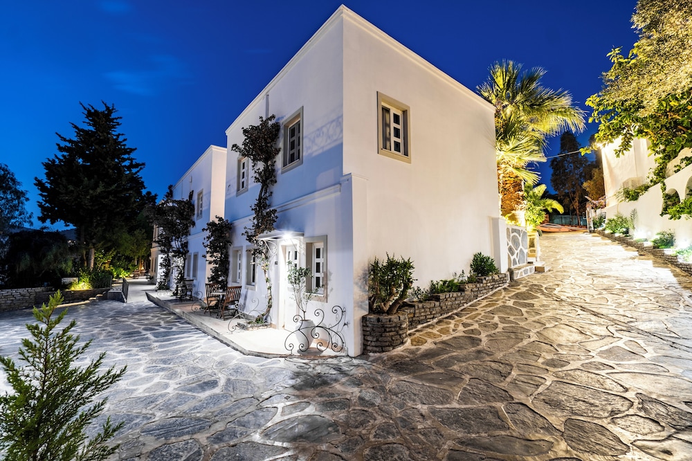 Manzara Boutique Hotel 64/71