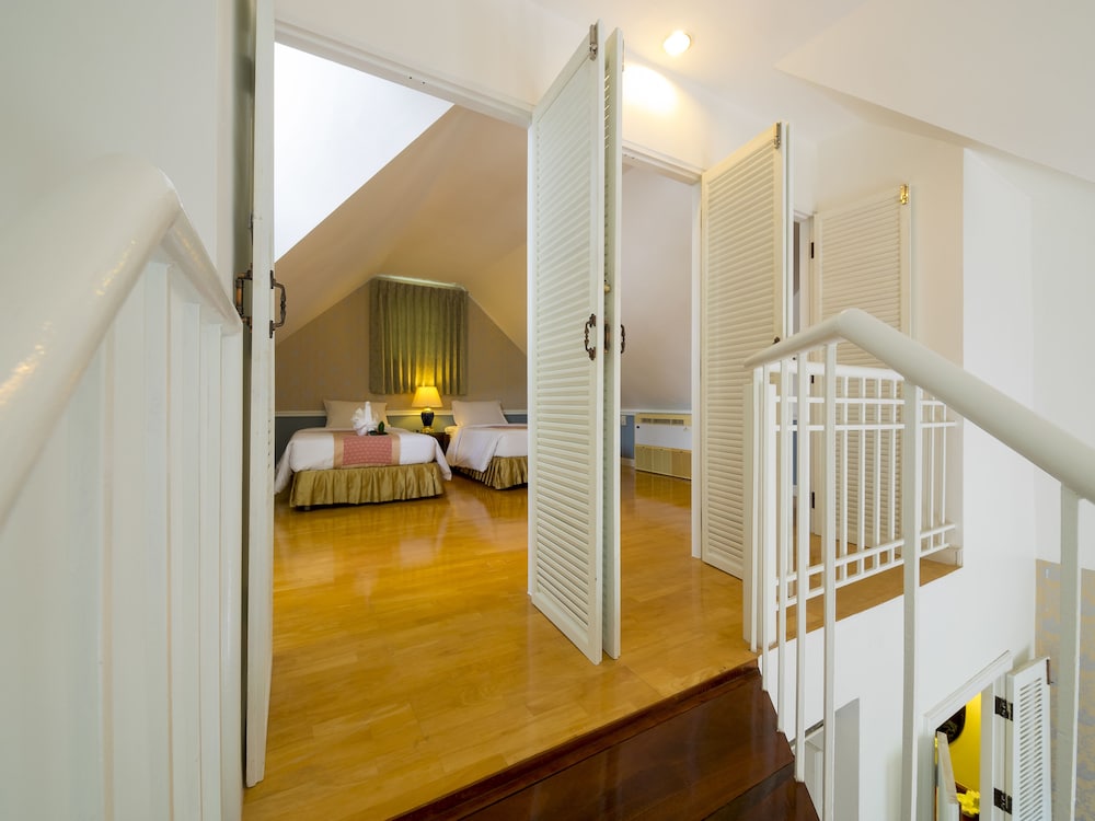 Brookside Valley Resort 29/77