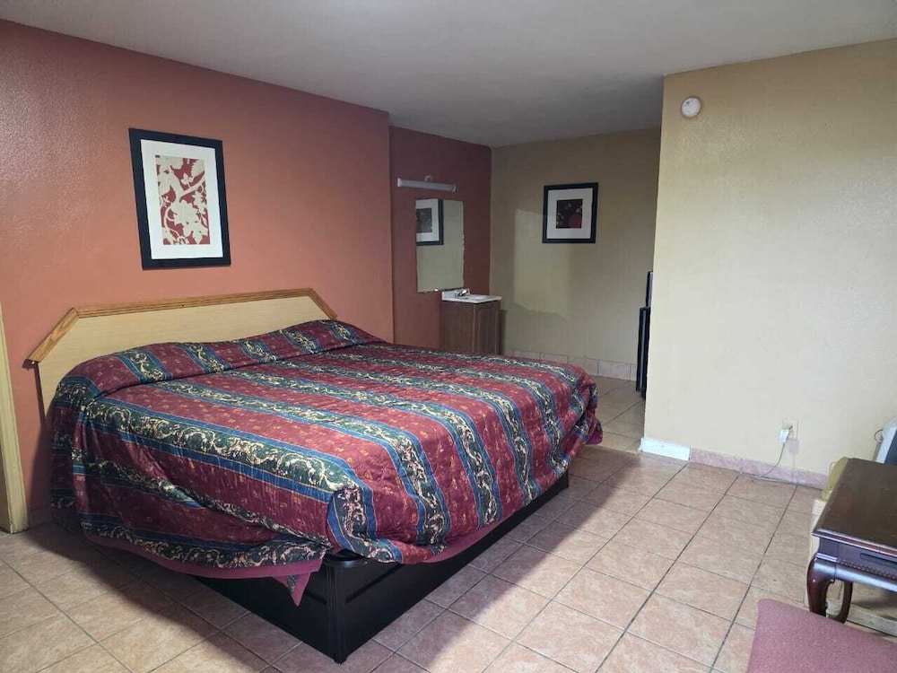 Room at Relax Motel Grand Prairie Dallas I 30, GRAND PRAIRIE - TX