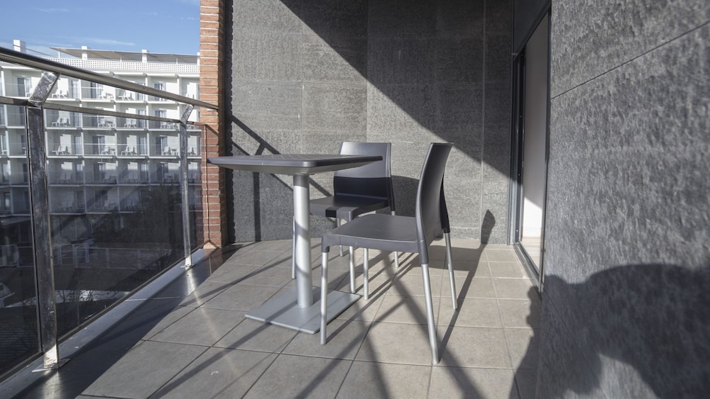 Apartaments Ponent 34/38