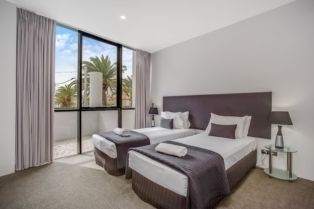 Aria Apartments 23/76