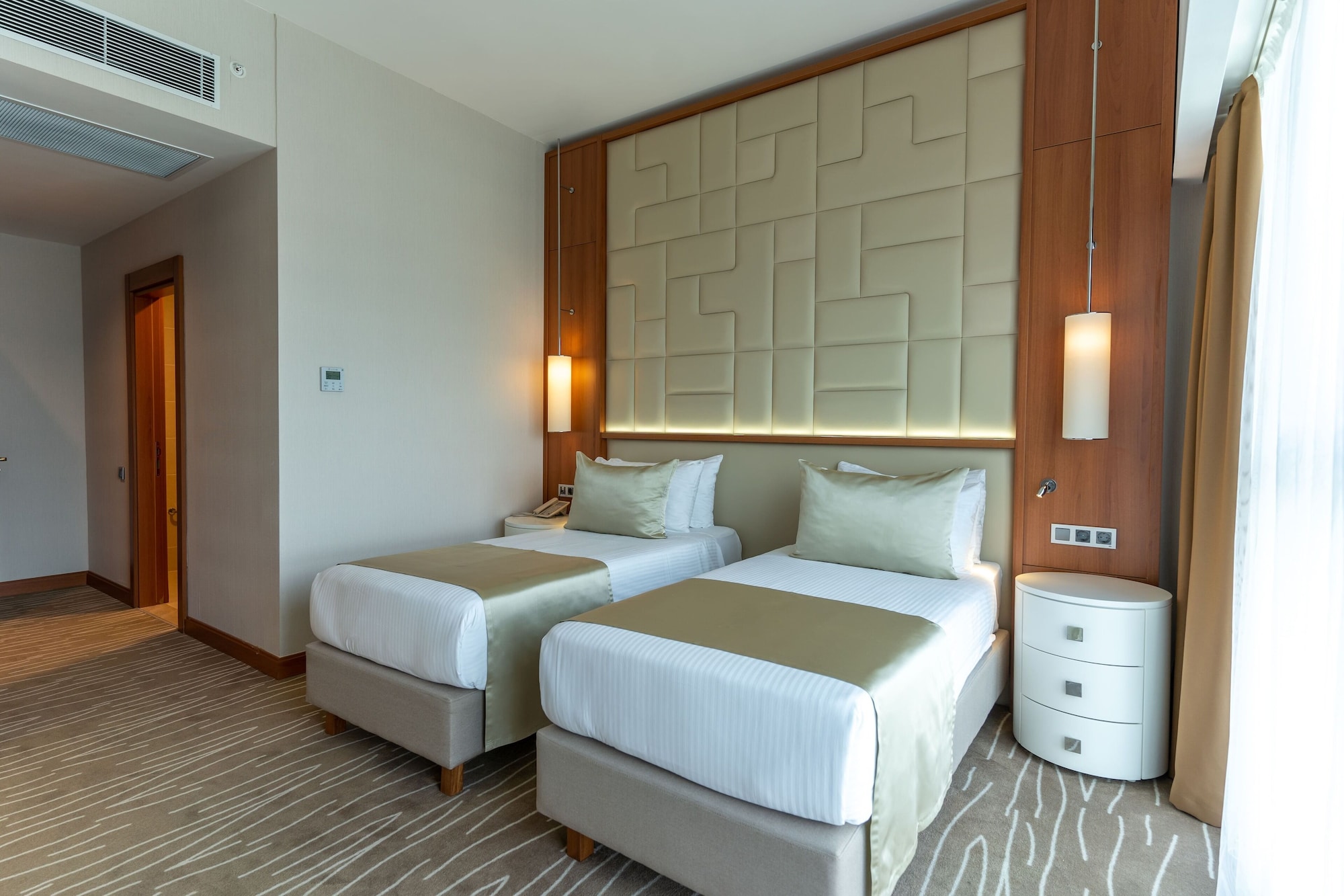 STANDARD, TWIN BEDS