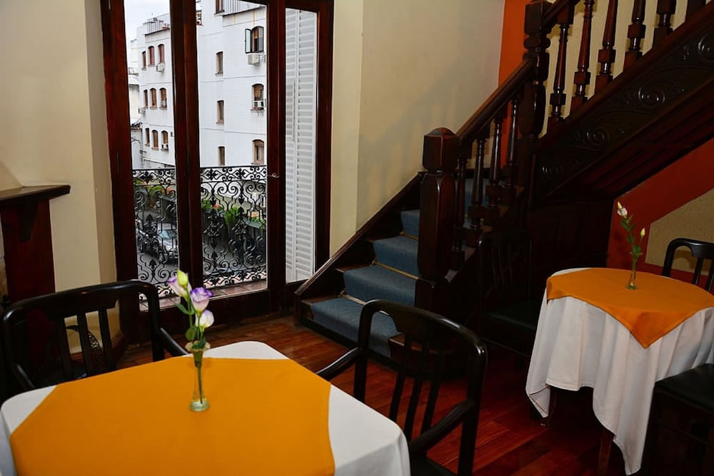 Hotel Colonial Salta 35/50