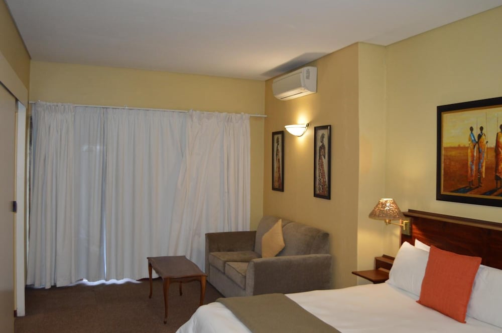 Ascot Inn 16/63