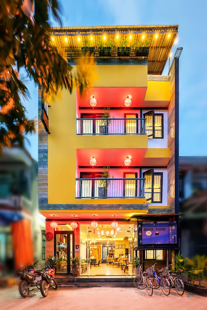 A Tran Boutique Hotel 2/67