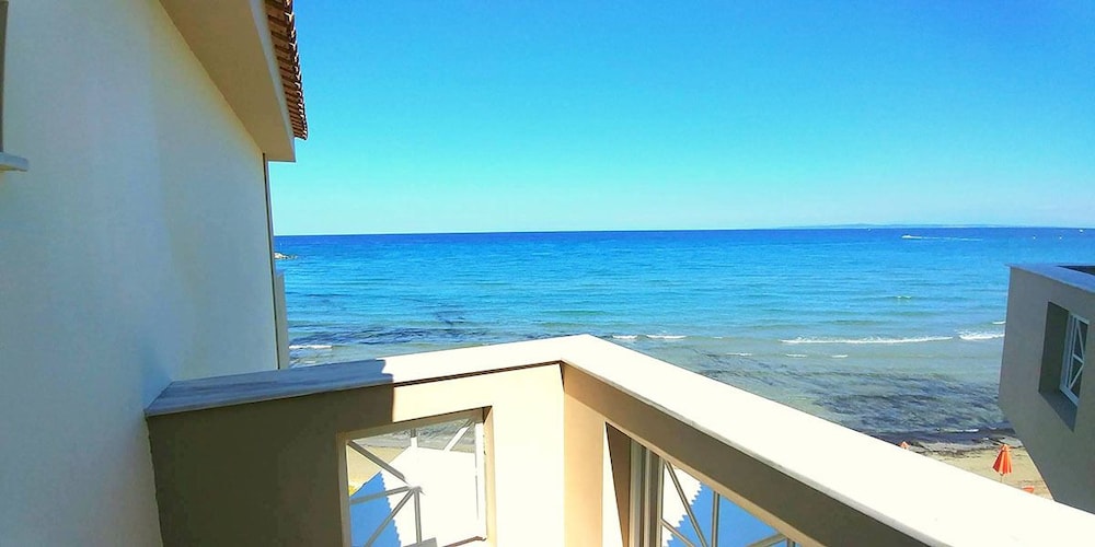 Al Mare Hotel 54/63