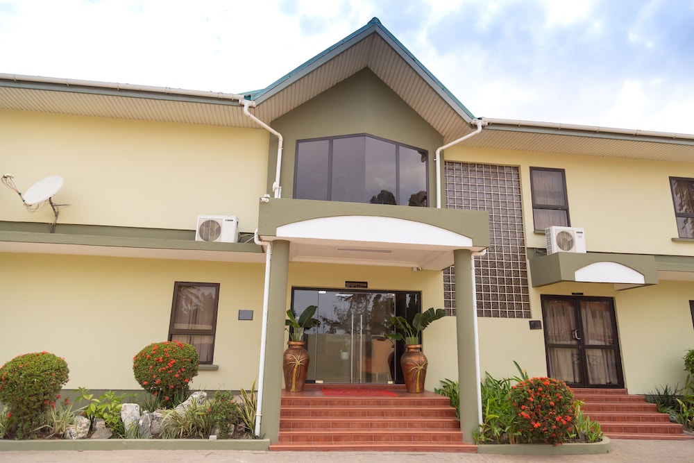 Sunlodge Hotel in ACCRA