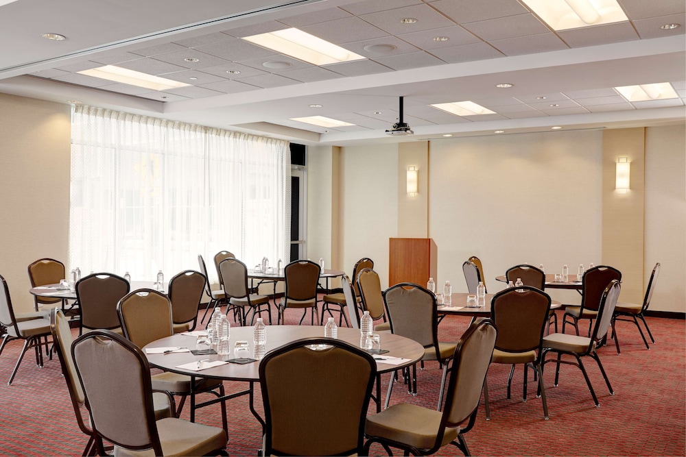 Hyatt Place New York/Yonkers 58/66
