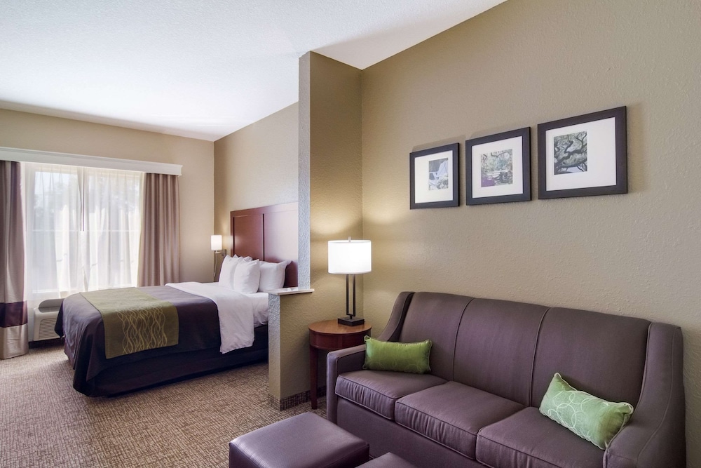 Comfort Inn Blackshear Hwy 84 11/25