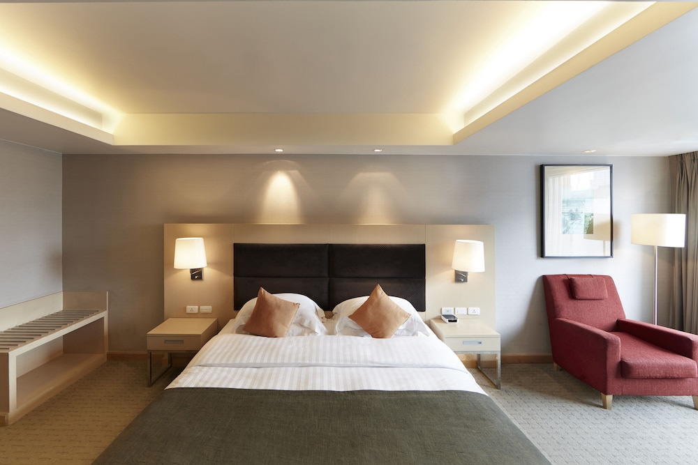 SORA Resort & Suites Sukhumvit 12/73