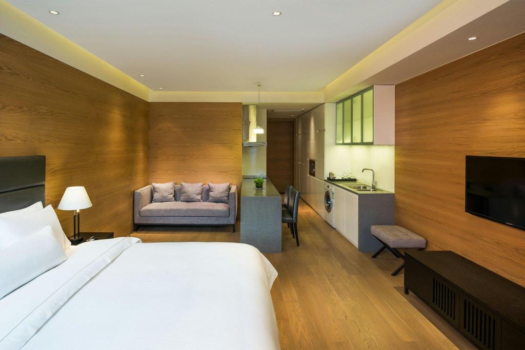 Westin, Guest Room, Family, Studio, King Bed, Sofa