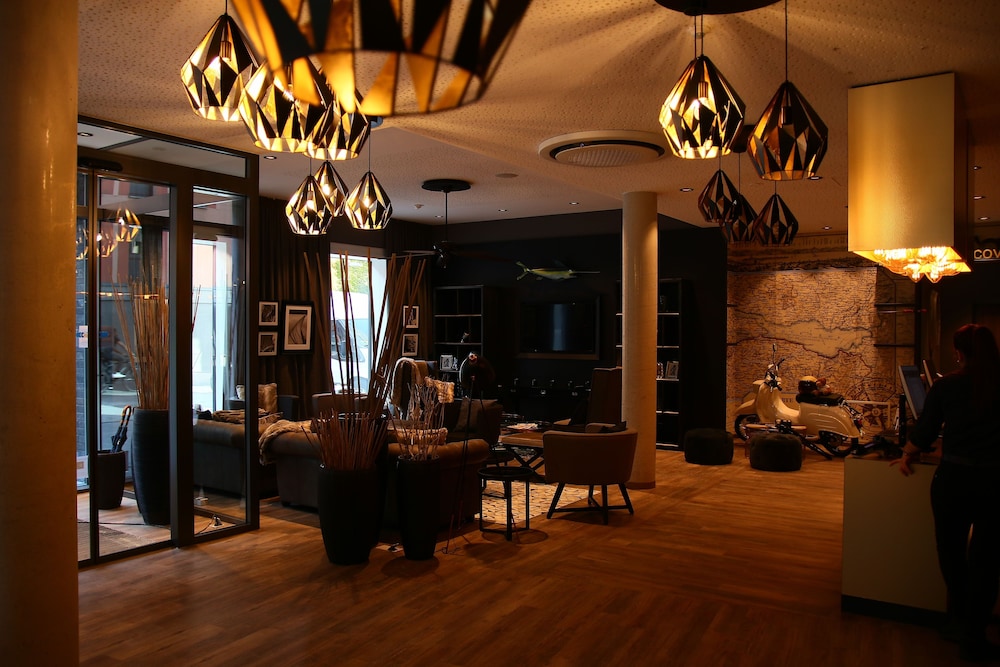 HARBR. hotel Konstanz 34/66
