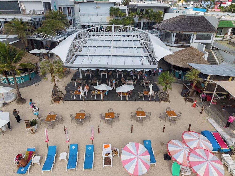 Kudo Hotel & Beach Club (Adults Only) 5/50