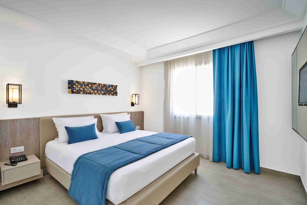 Premium, Superior, 2 Double Beds, Garden View