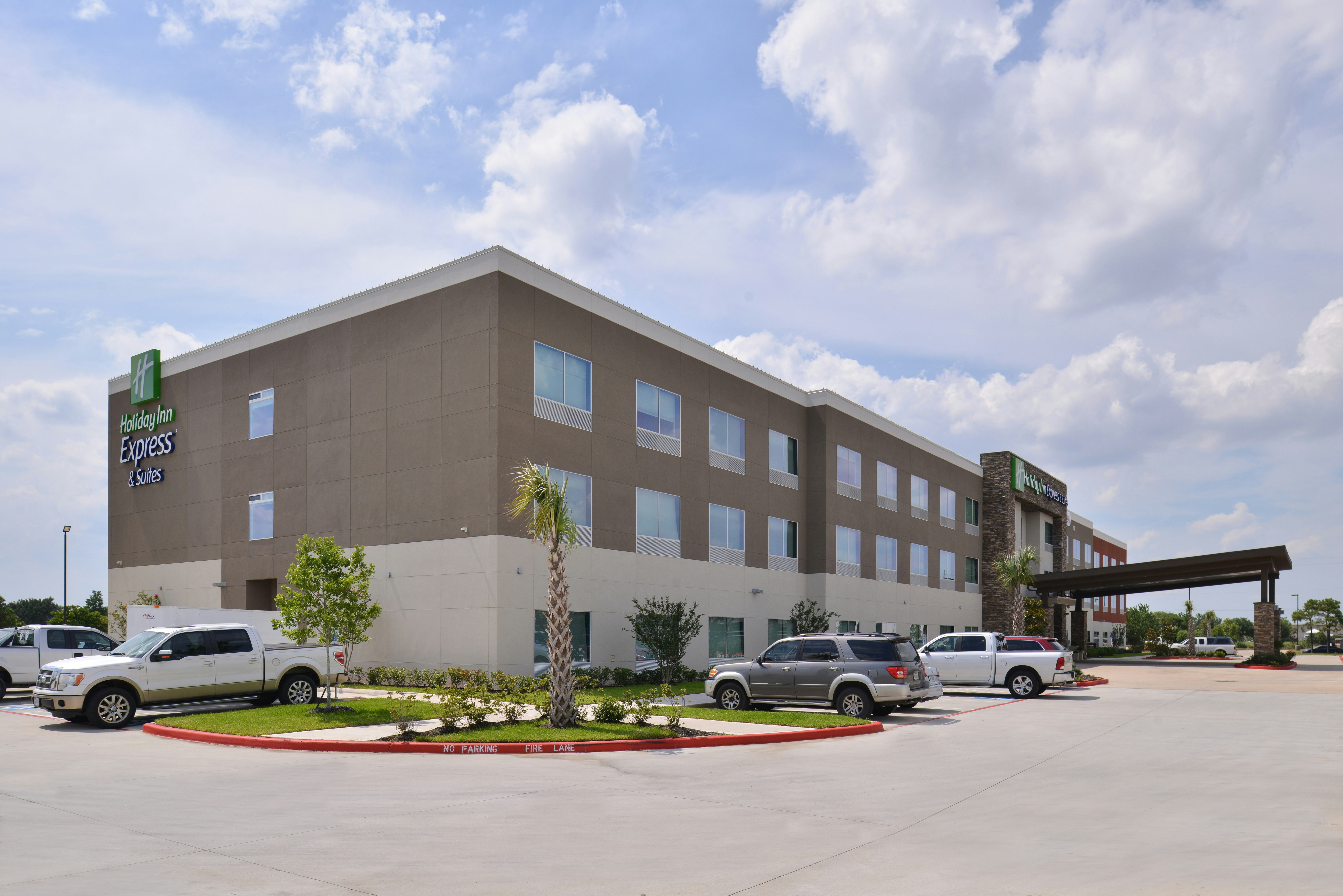 Holiday Inn Express Suites Houston E Pasadena 60/62