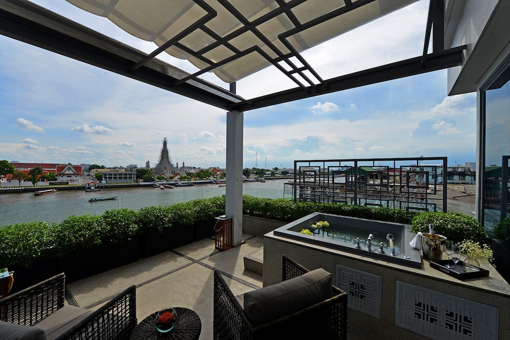 Riva Arun Bangkok 65/73